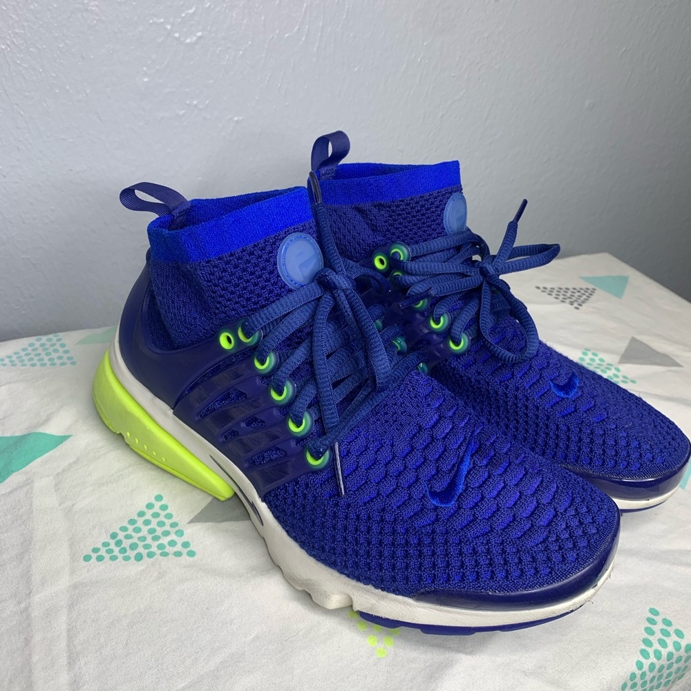 Blue Nike Air Size:7